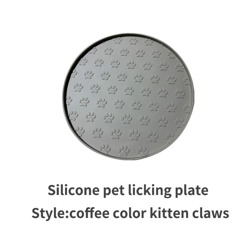Calming Dog Lick Mat – Silicone Slow Feeder for Anxiety Relief & Boredom in Dogs