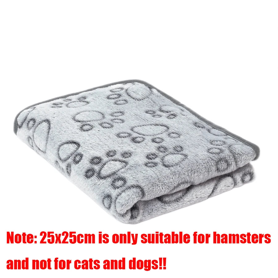 Fluffy Pet Blanket – Soft Warm Paw Print Mat for Dogs and Cats