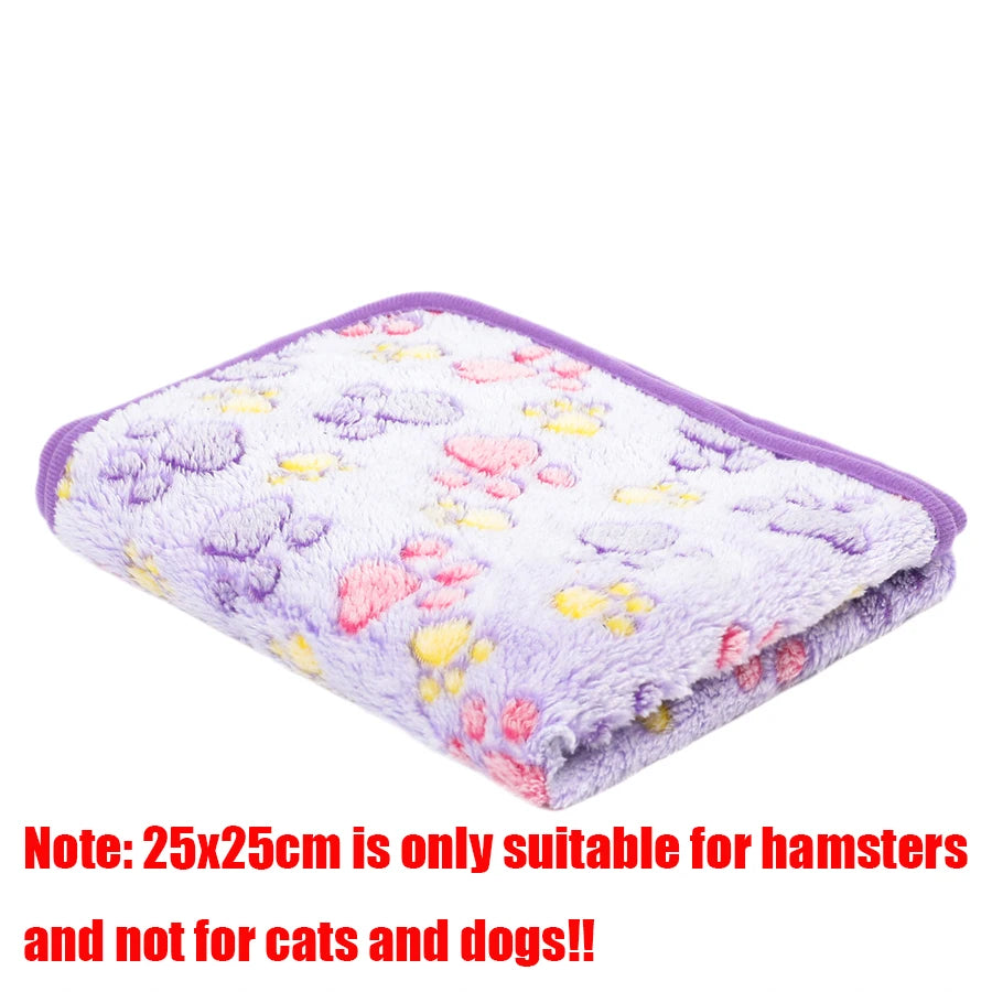 Fluffy Pet Blanket – Soft Warm Paw Print Mat for Dogs and Cats